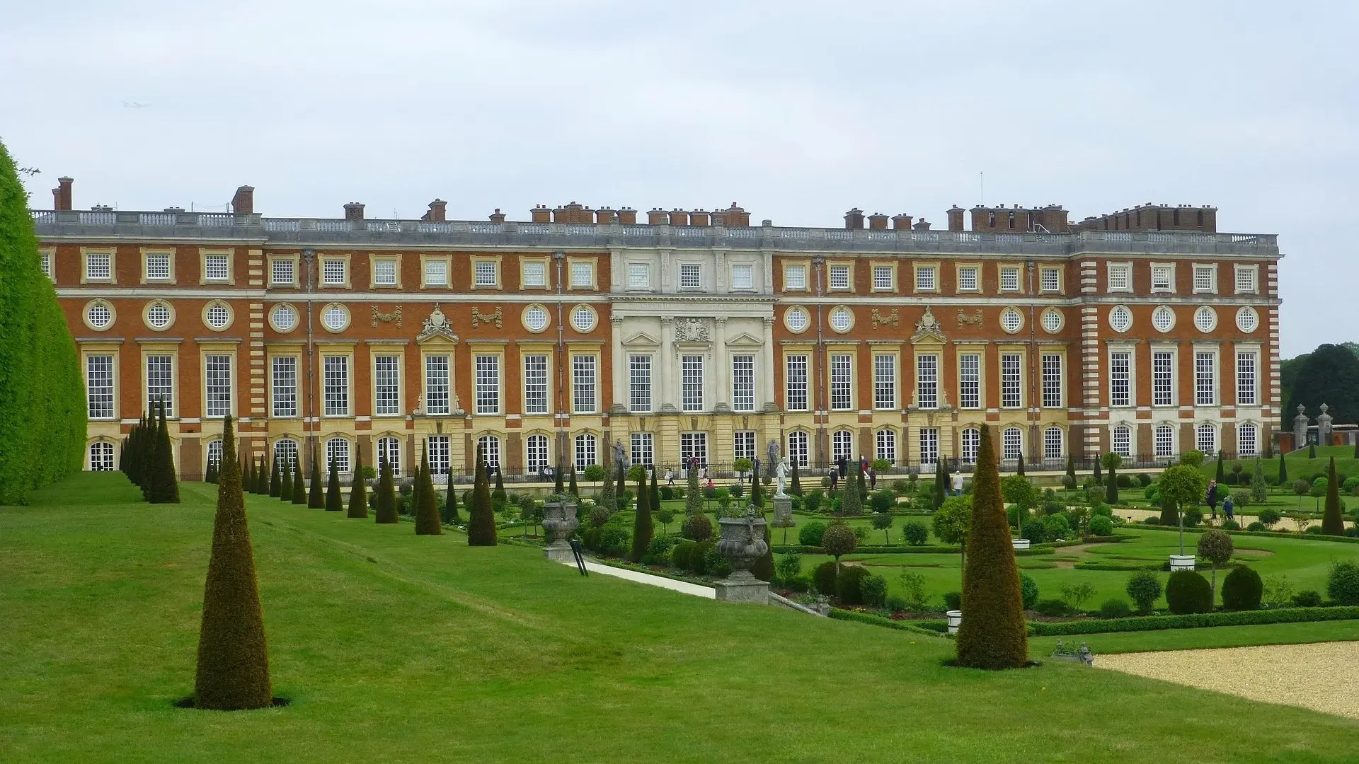 Hampton Court Palace