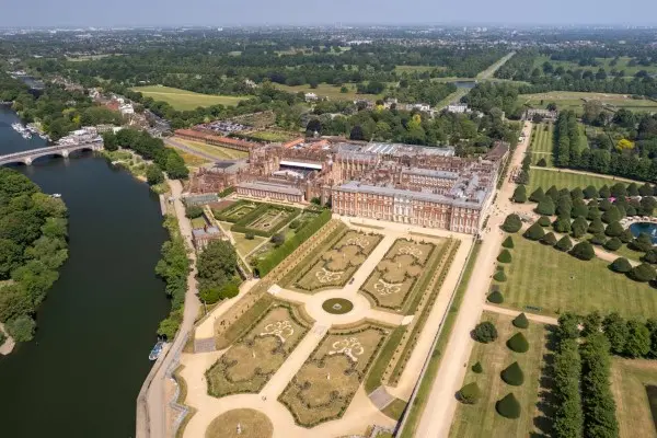 Hampton Court Palace - A Royal Retreat